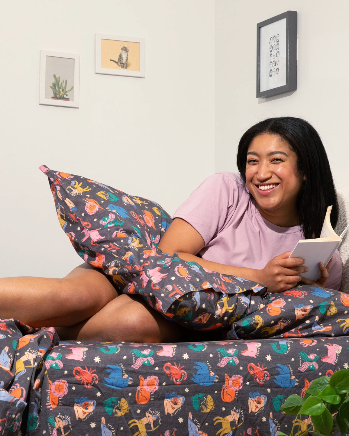 Cotton Sateen Fitted Sheet - Zodiac